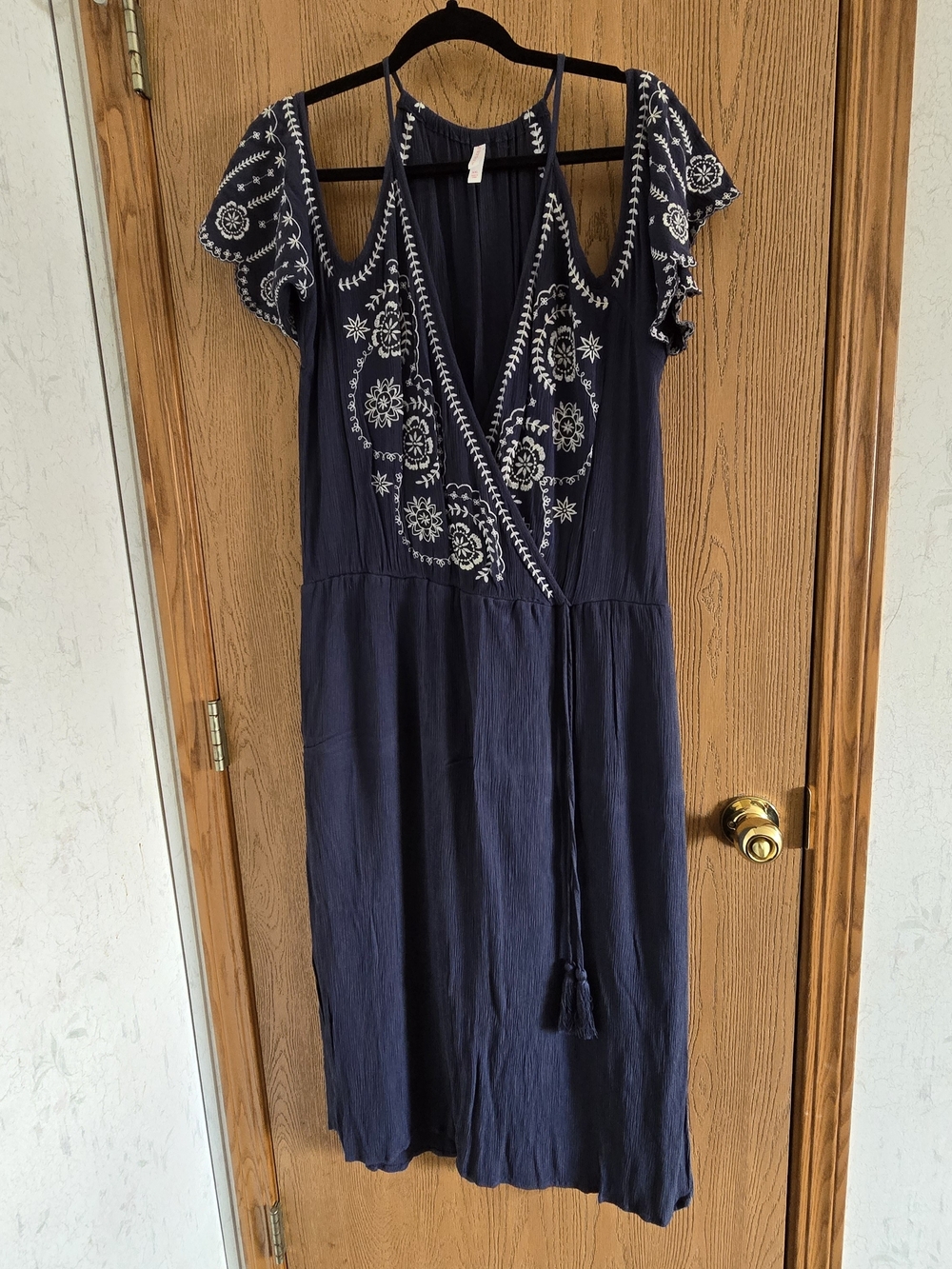 Xhilaration Navy Midi Dress with White Embroidery